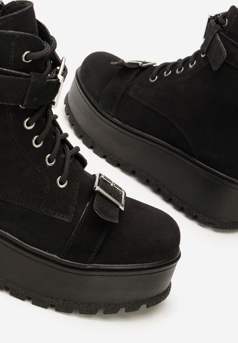 Czarne botki na platformie Astrid V6