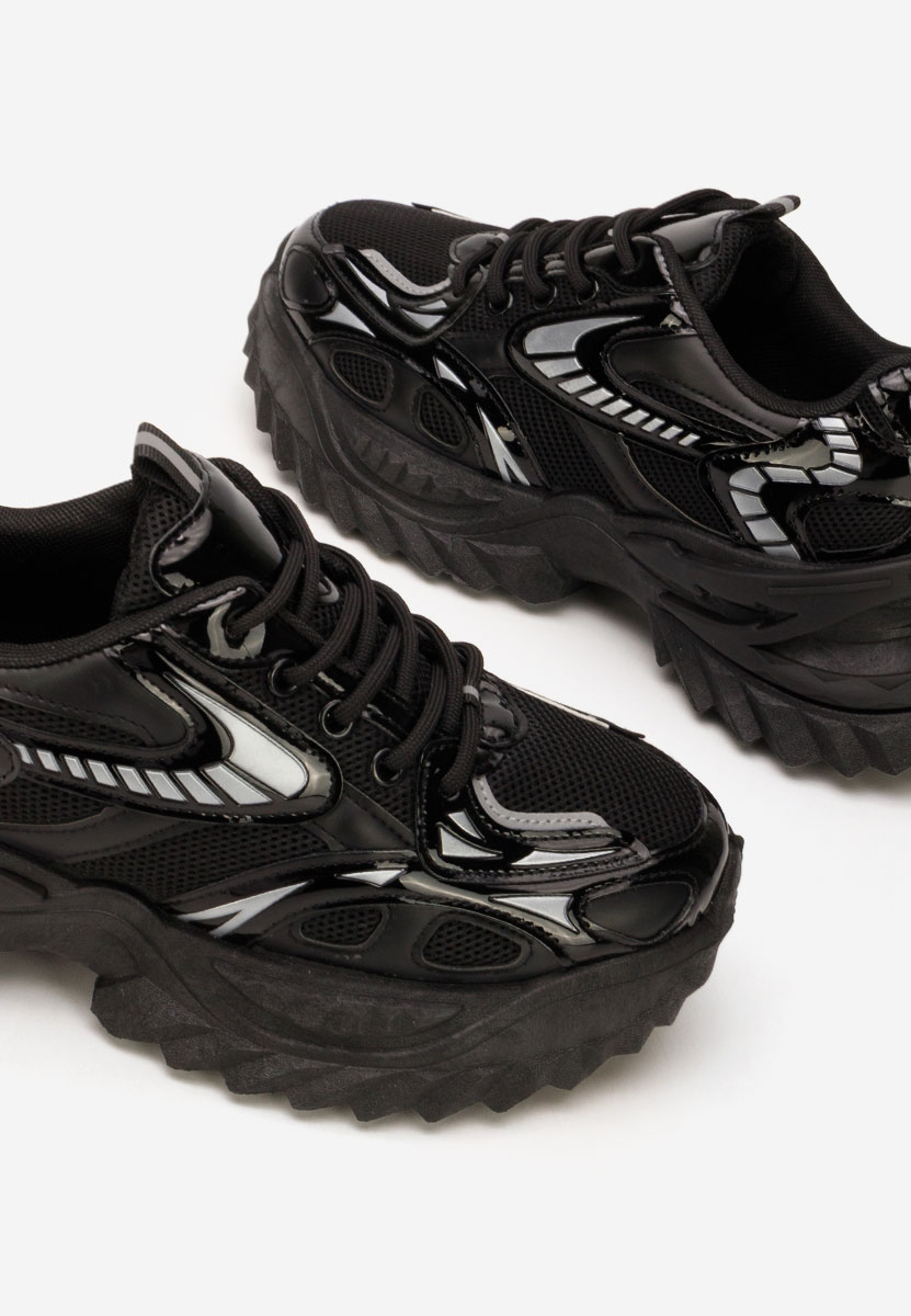 Czarne sneakersy na platformie Jacalyn