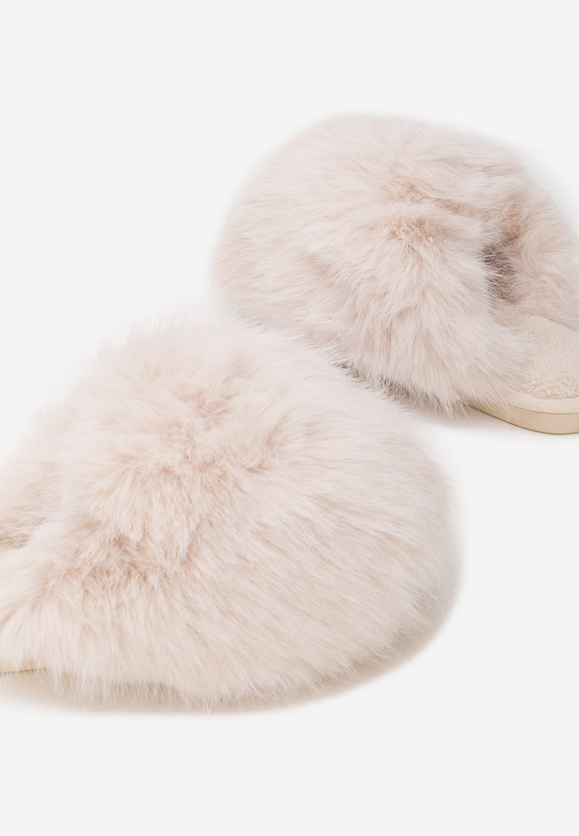 Beżowe klapki z futerkiem Vesoria Beżowe klapki z futerkiem Vesoria