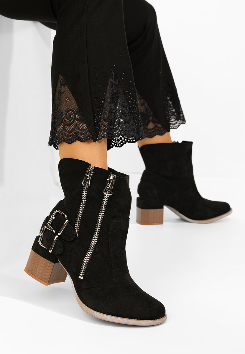 Czarne botki na słupku Laroya V6 Czarne botki na słupku Laroya V6