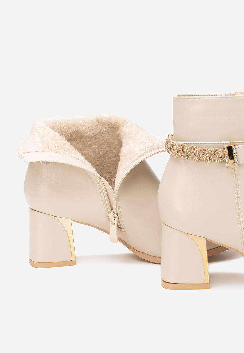 Beżowe botki na słupku Delivora