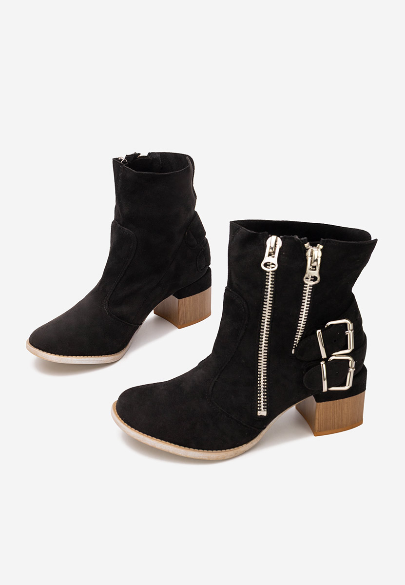 Czarne botki na słupku Laroya V6 Czarne botki na słupku Laroya V6