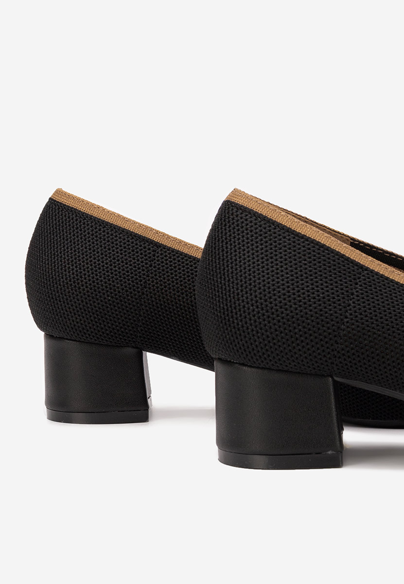 Czarne czółenka na niskim obcasie Dianey