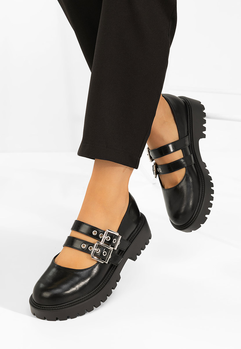 Czarne półbuty damskie Geovania