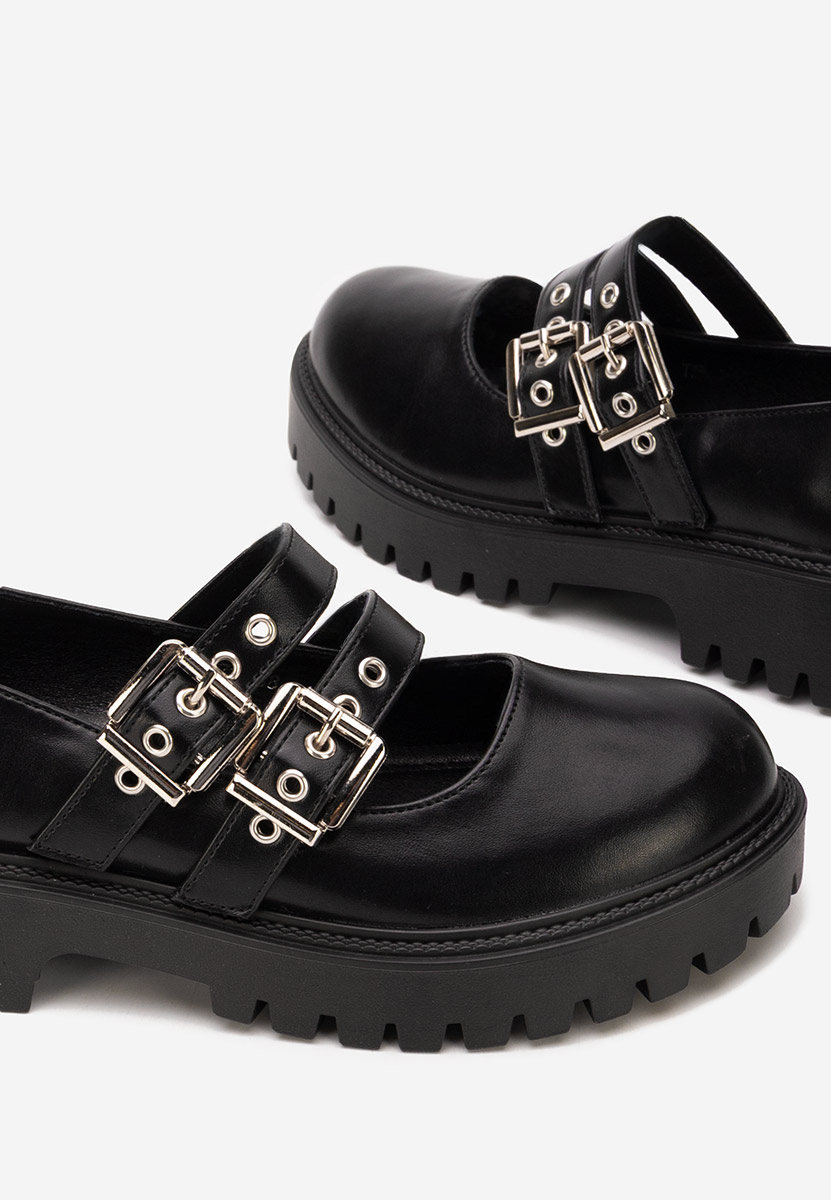 Czarne półbuty damskie Geovania