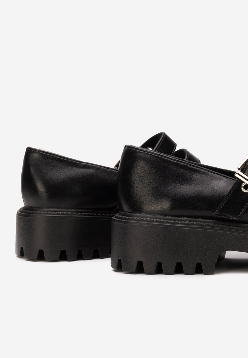 Czarne półbuty damskie Geovania