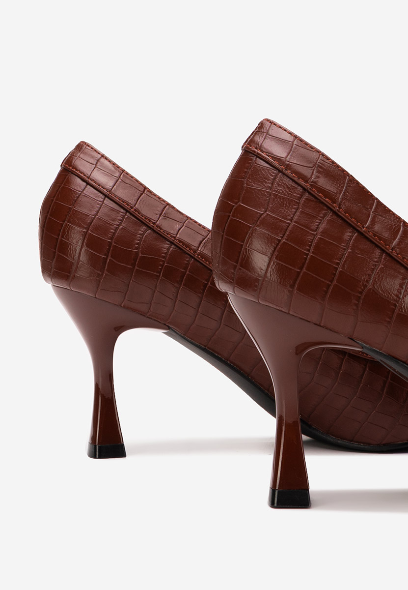 Bordowe czółenka na szpilce Jasoria