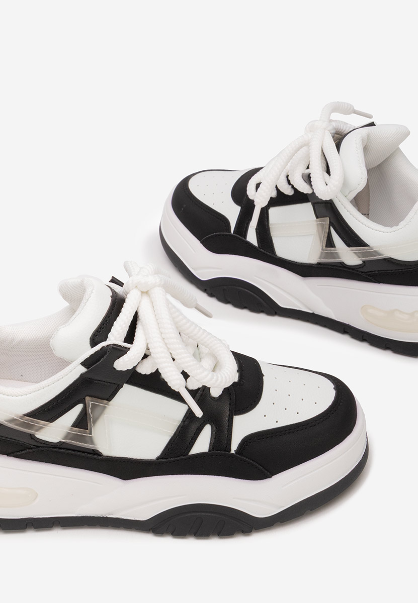 Czarne sneakersy na platformie Taniela