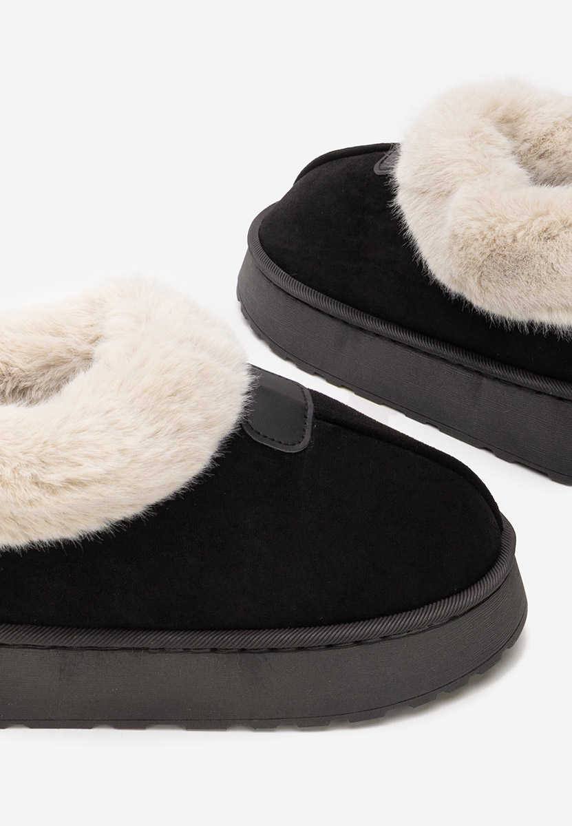 Czarne botki na platformie Elarva