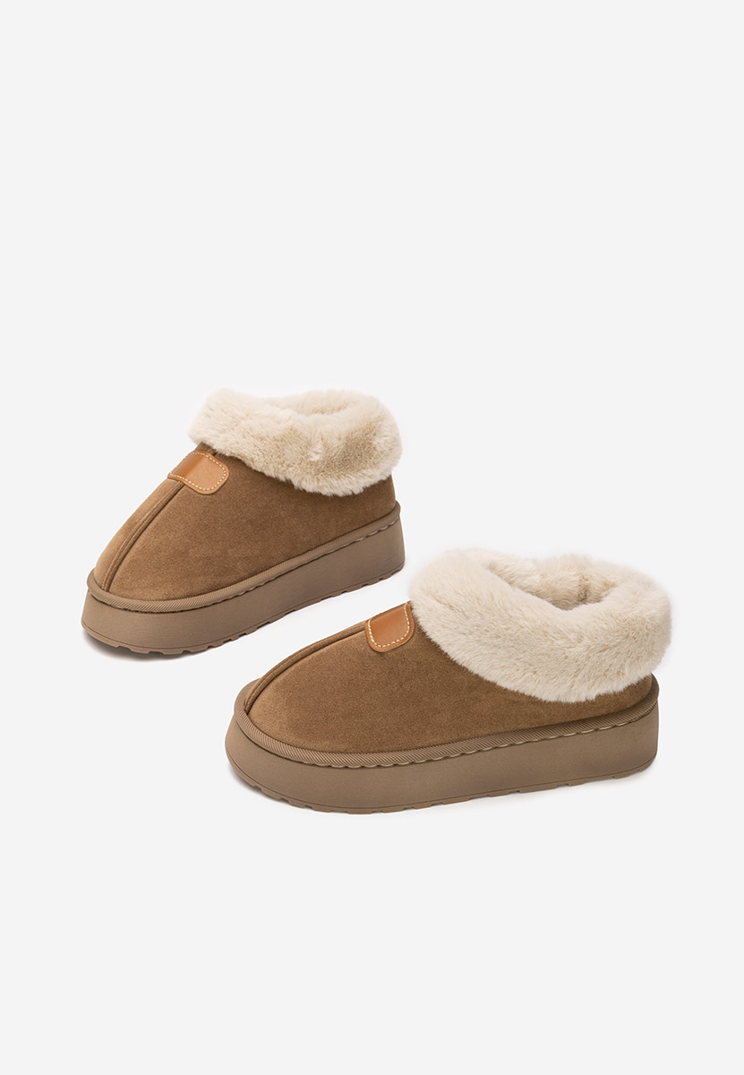 Brązowe botki na platformie Elarva