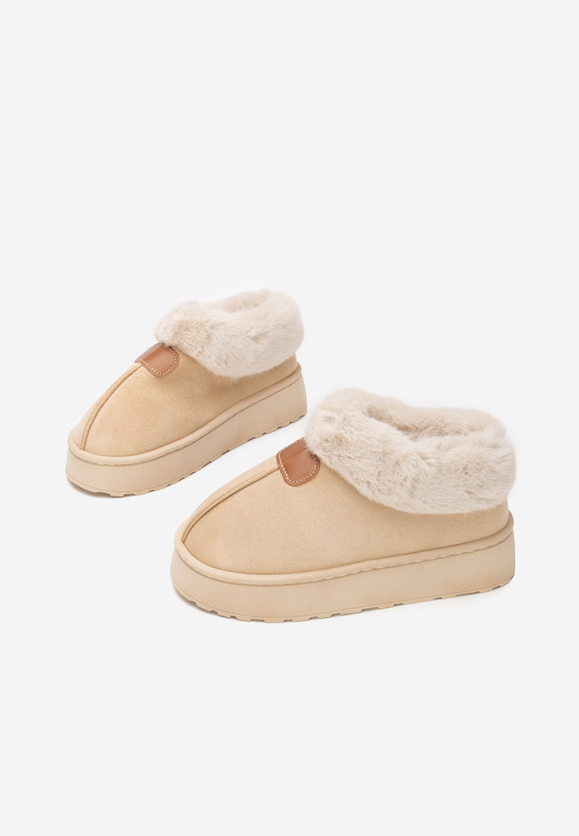 Beżowe botki na platformie Elarva