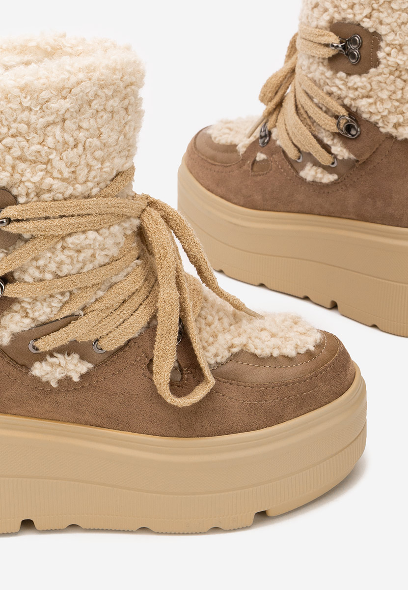 Beżowe botki na platformie Norelia