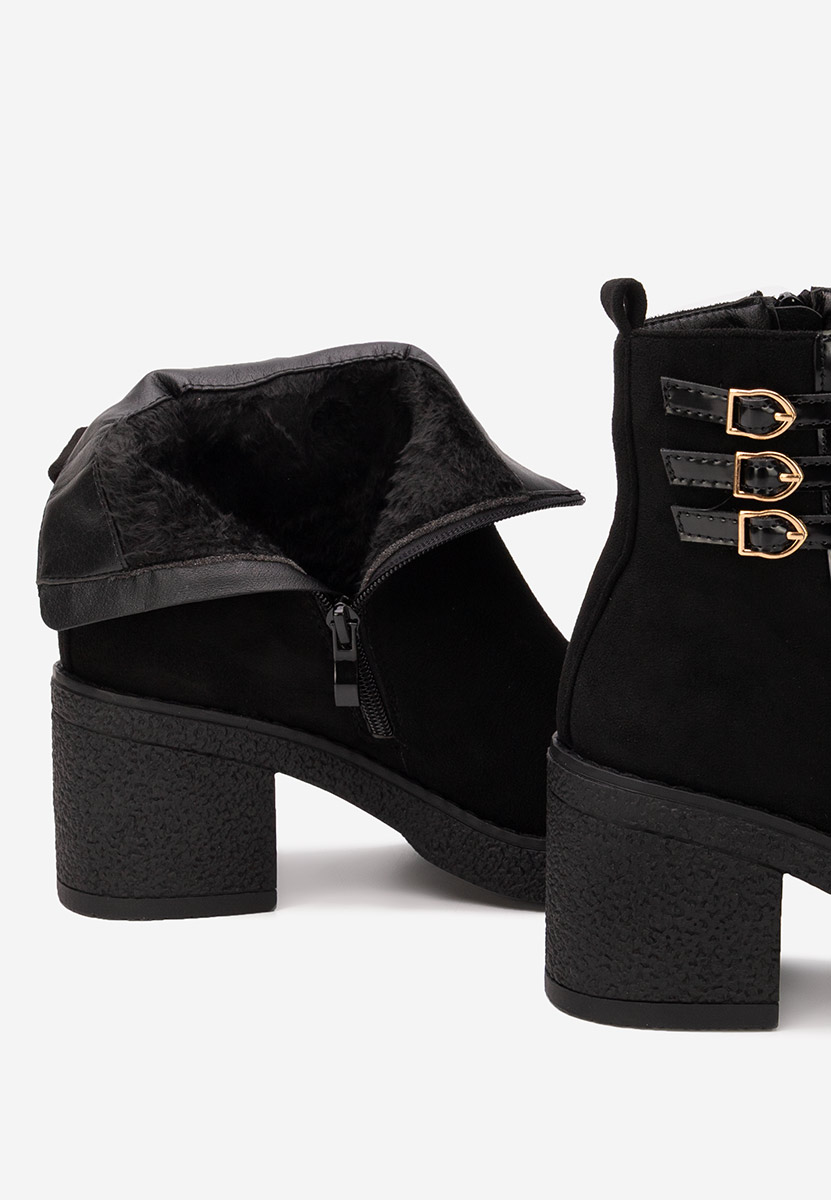 Czarne botki na słupku Arnetta V2