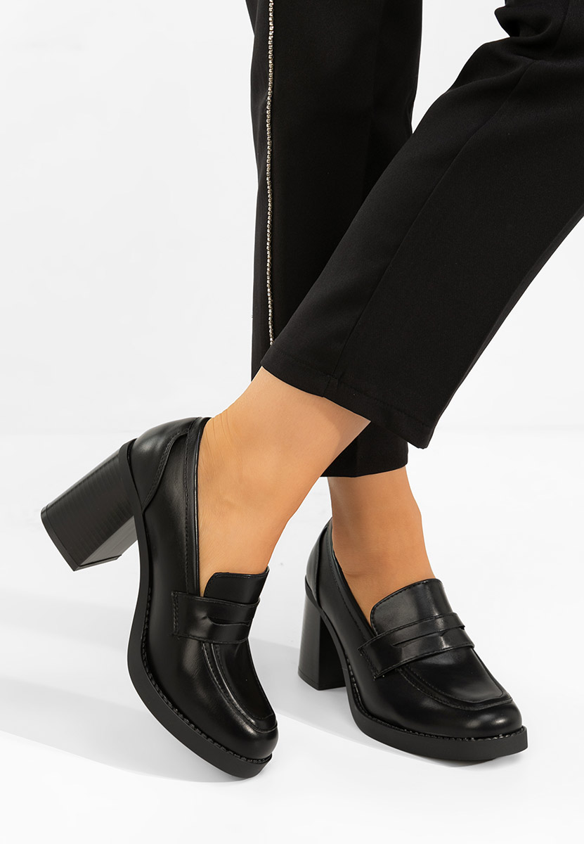 Czarne mokasyny na słupku Zenova