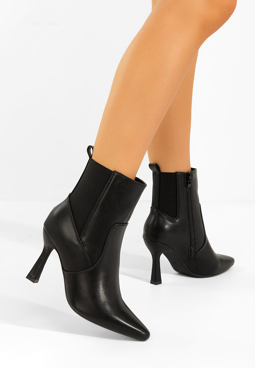 Czarne botki na szpilce Olivinia