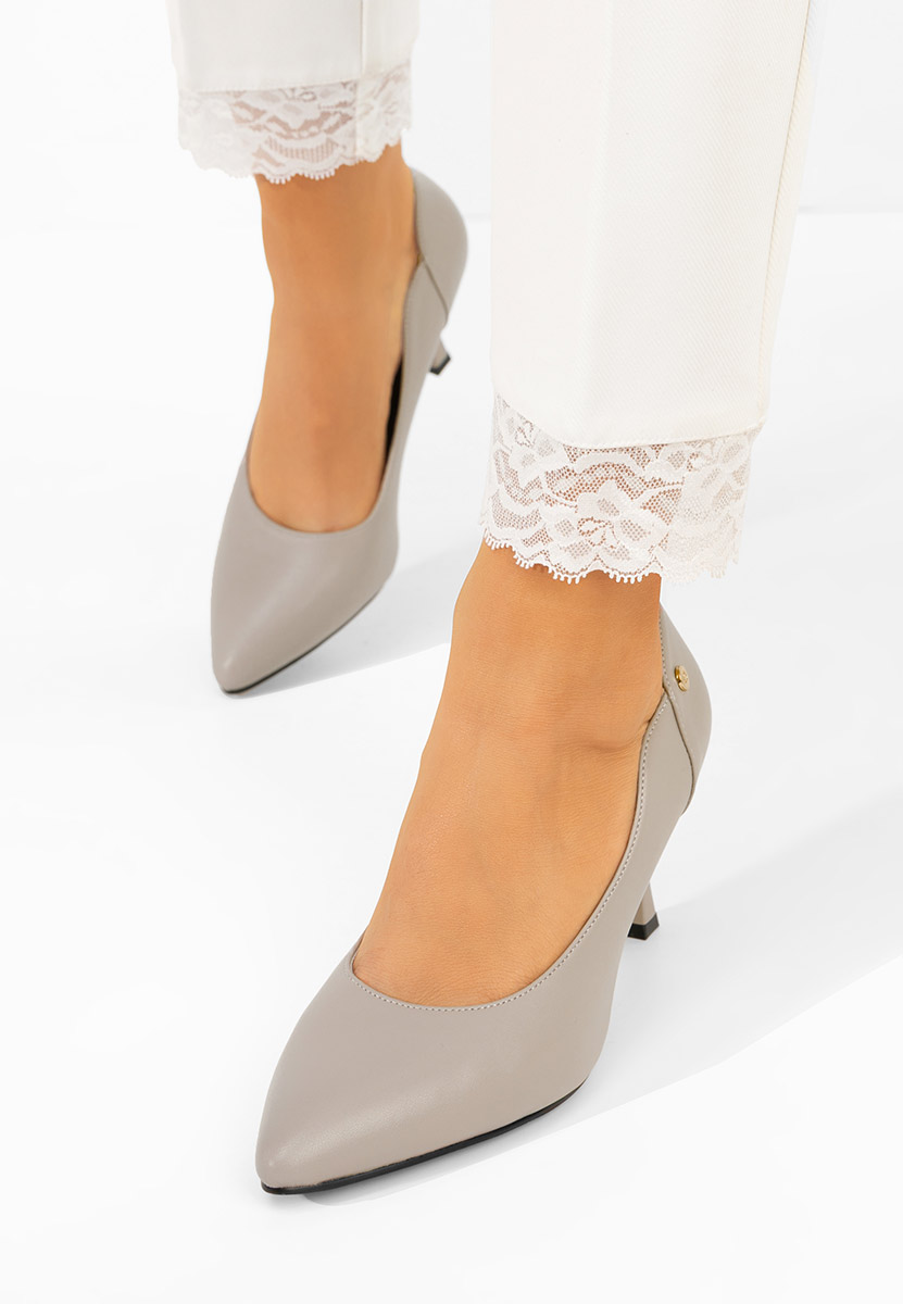 Szare czółenka na szpilce Karita