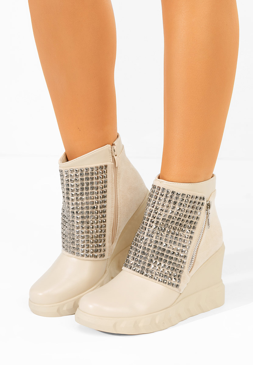 Beżowe botki na koturnie Ismelora
