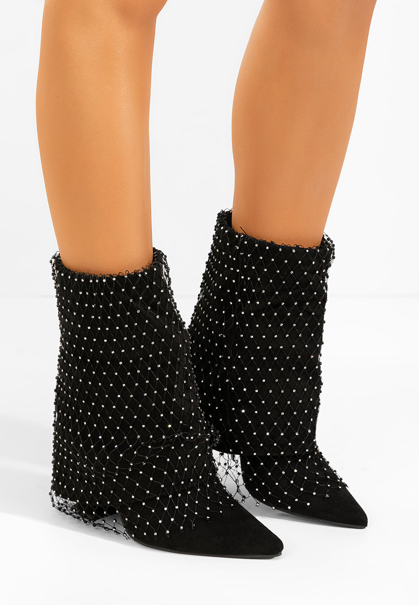 Czarne botki na słupku Almaria