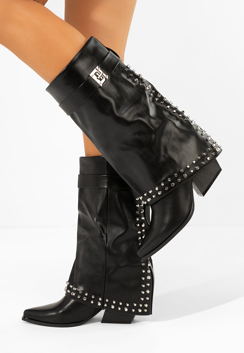 Czarne kozaki na słupku Naielia