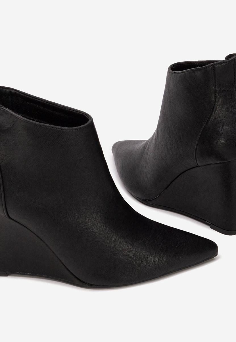 Czarne botki na koturnie Shenna V2