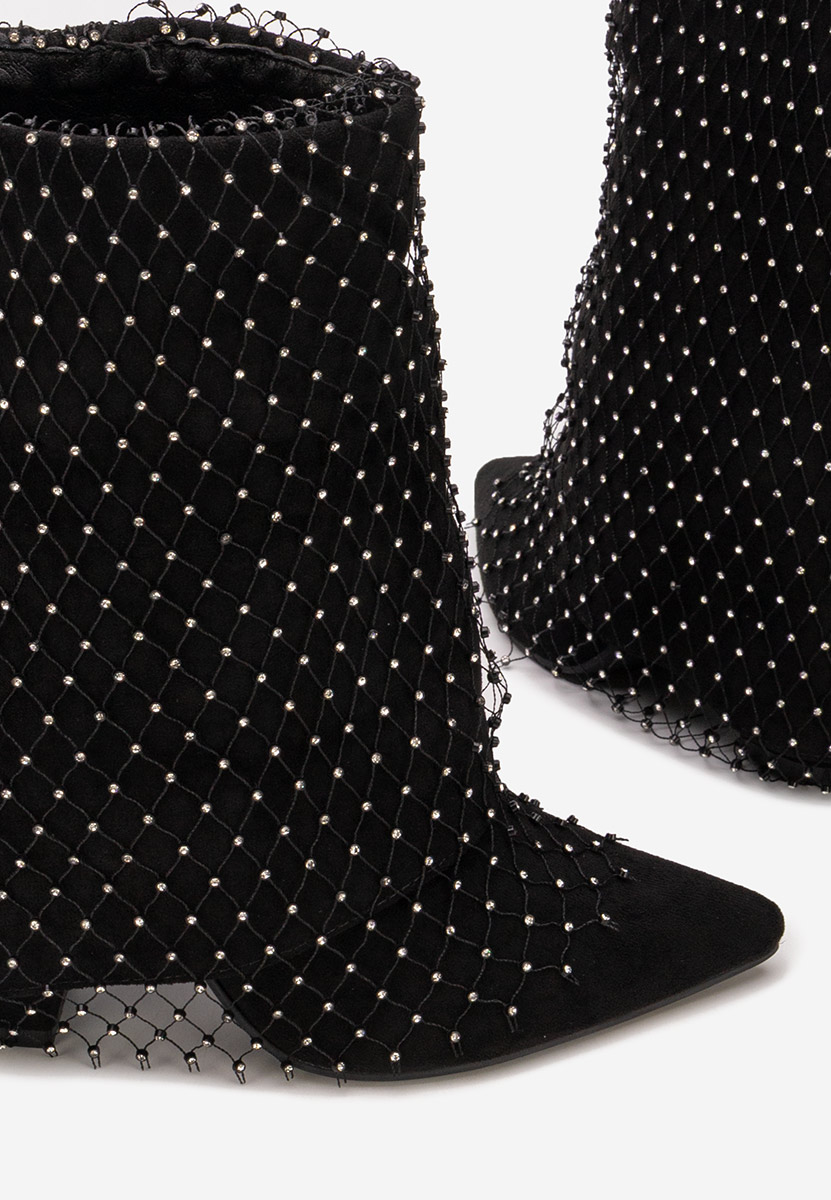 Czarne botki na słupku Almaria