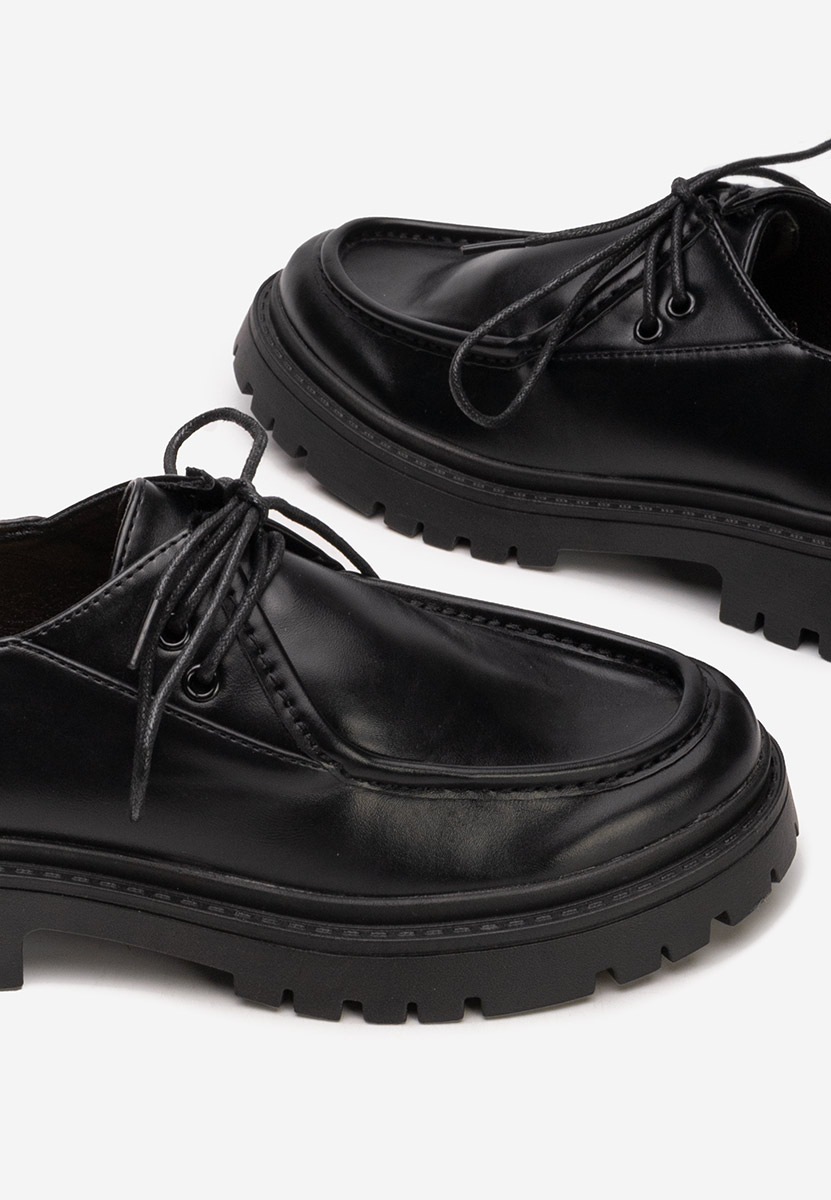 Czarne półbuty damskie Grinora