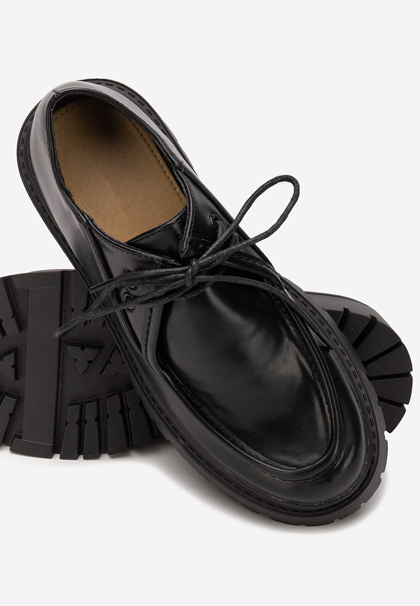 Czarne półbuty damskie Grinora