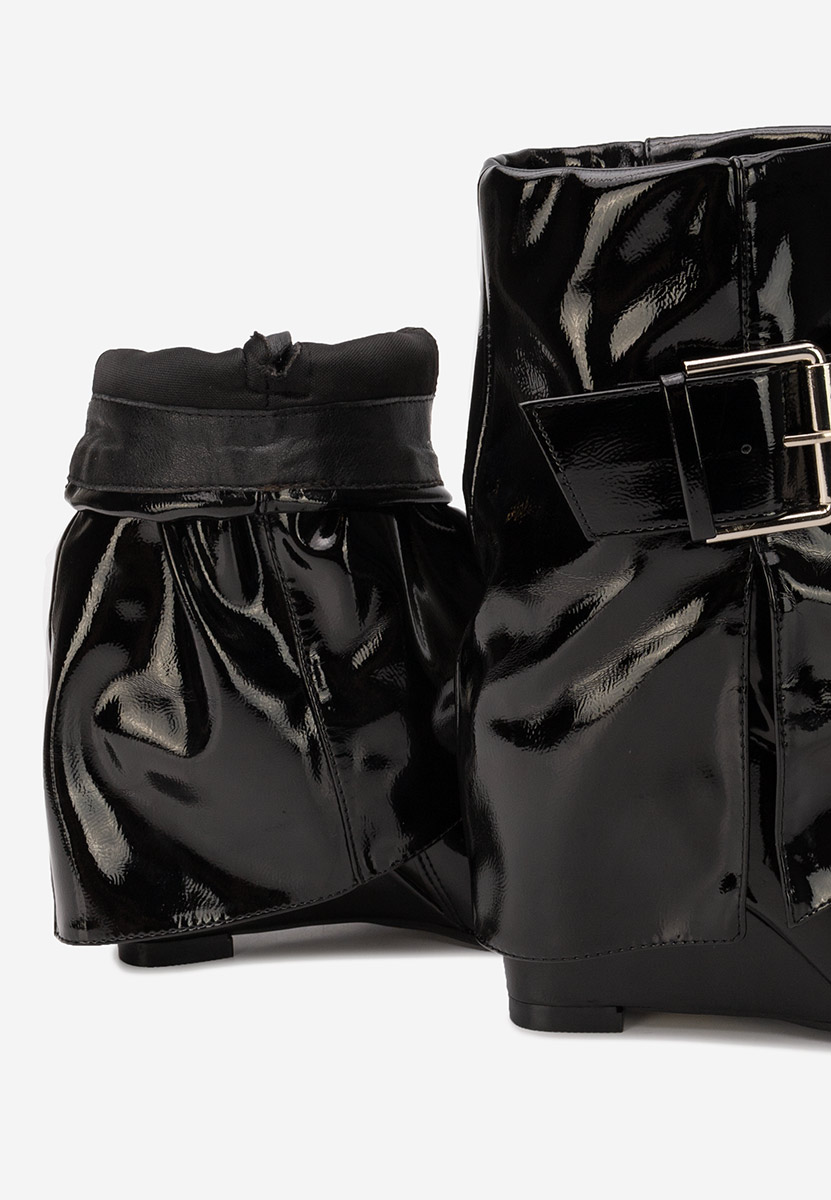 Czarne botki na koturnie Irinea V2