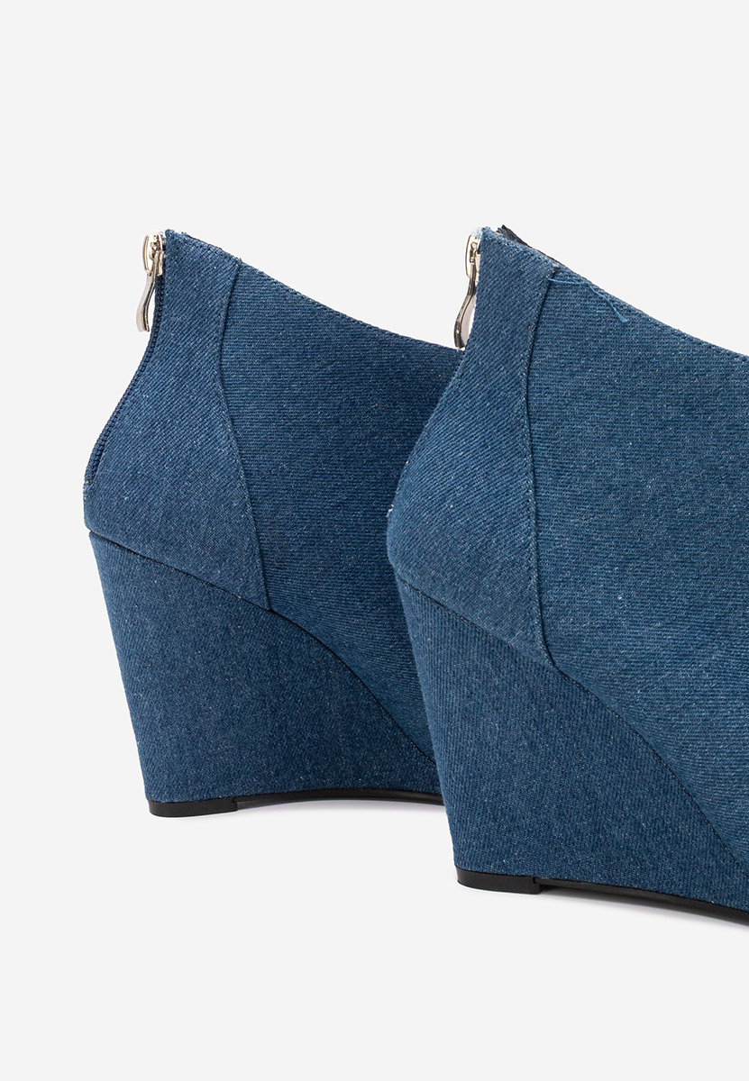 Granatowe botki na koturnie Shenna V4