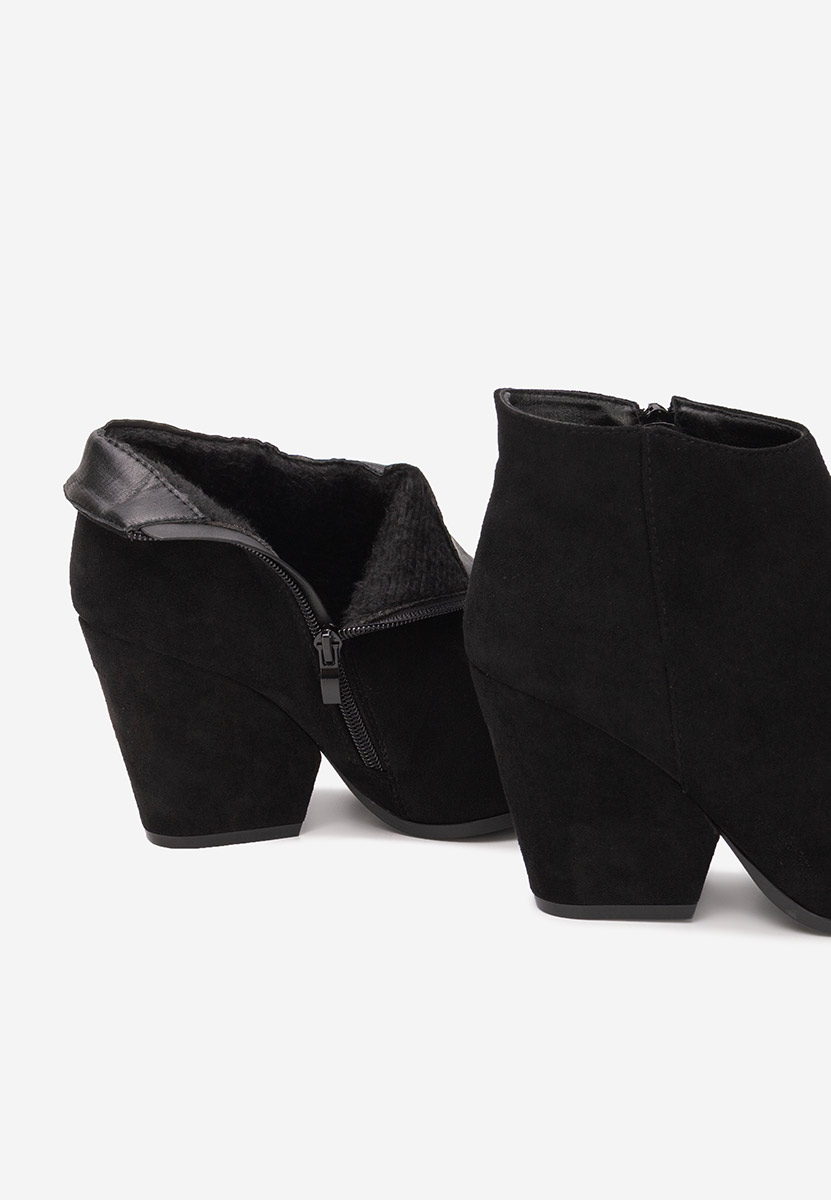 Czarne kowbojki damskie Versalia