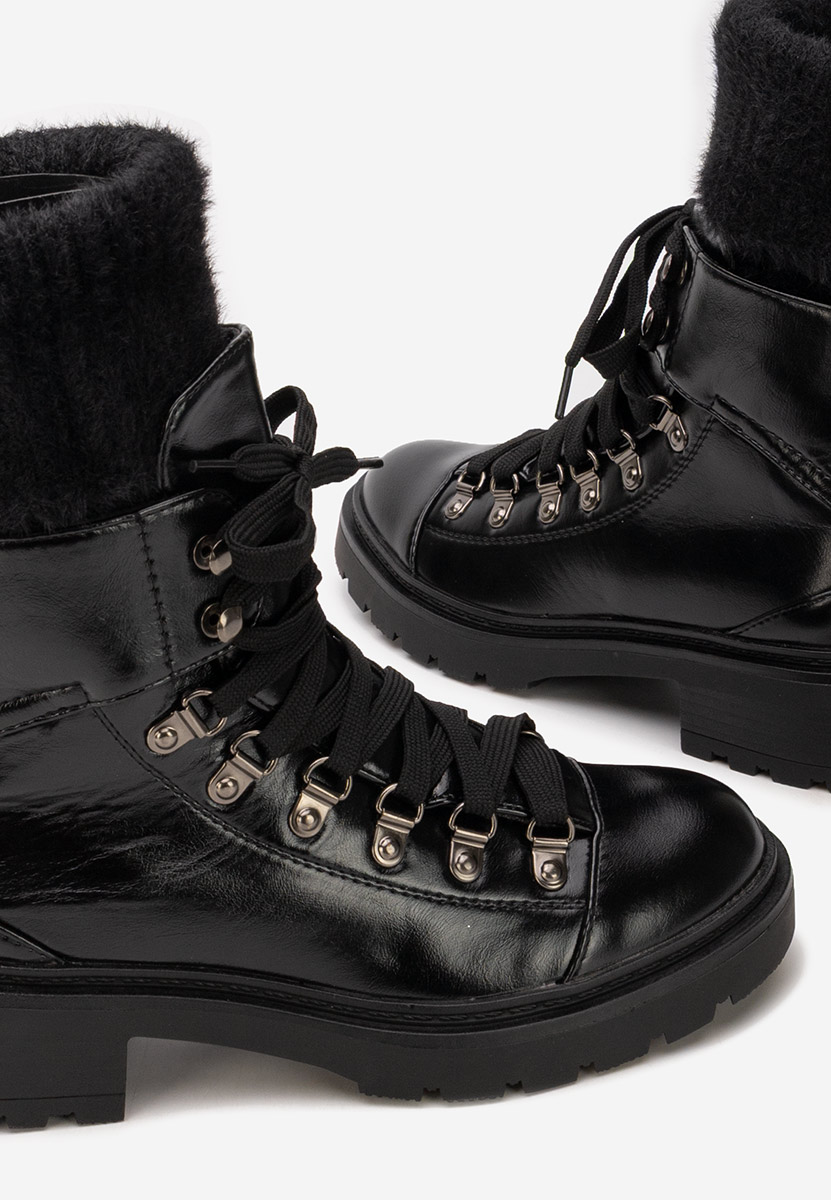 Czarne trapery damskie Simonia