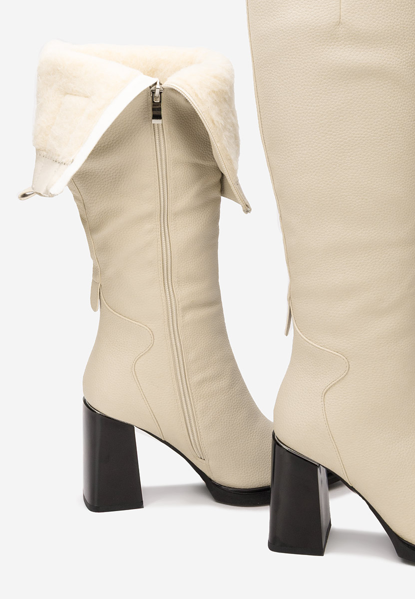 Beżowe kozaki na słupku Ricardia