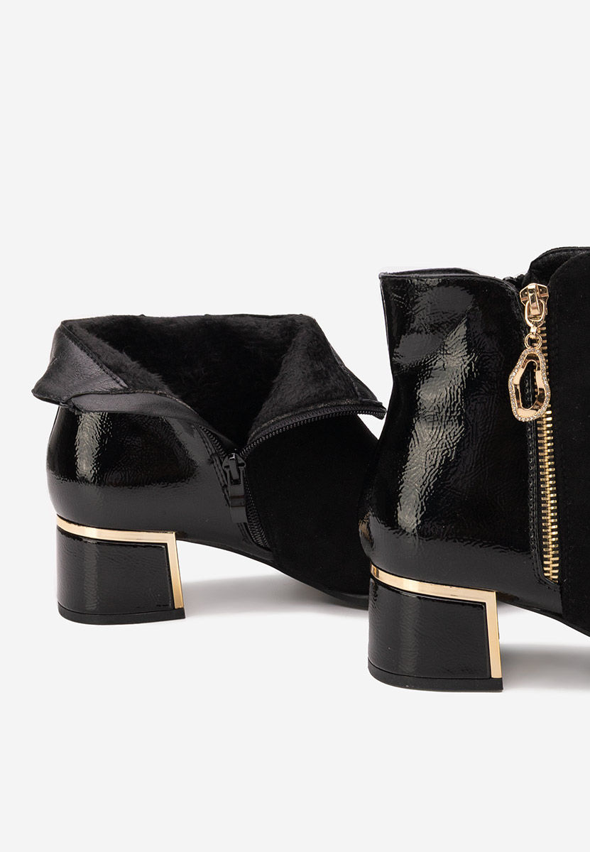Czarne botki na słupku Daisina