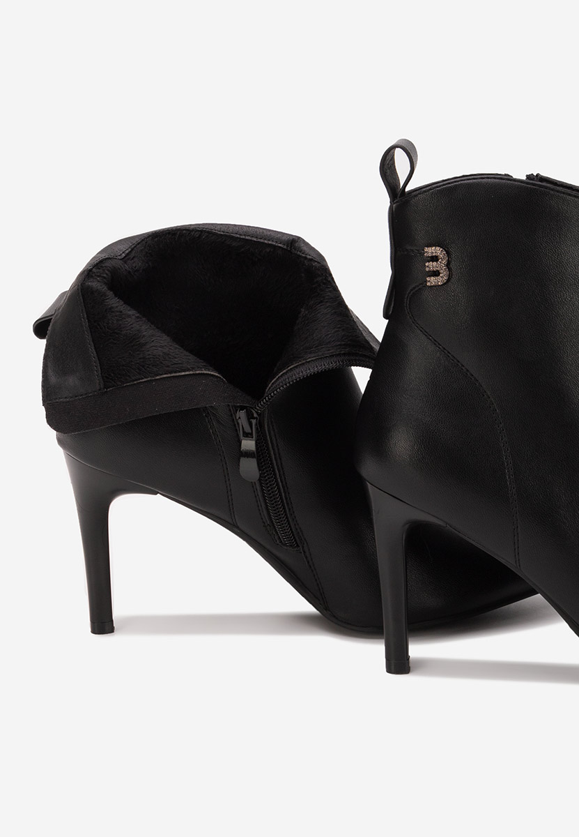 Czarne botki na szpilce Vanessia V2