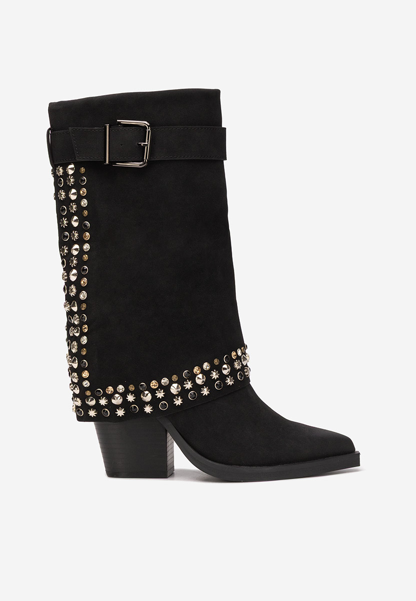 Czarne kozaki na słupku Melvora