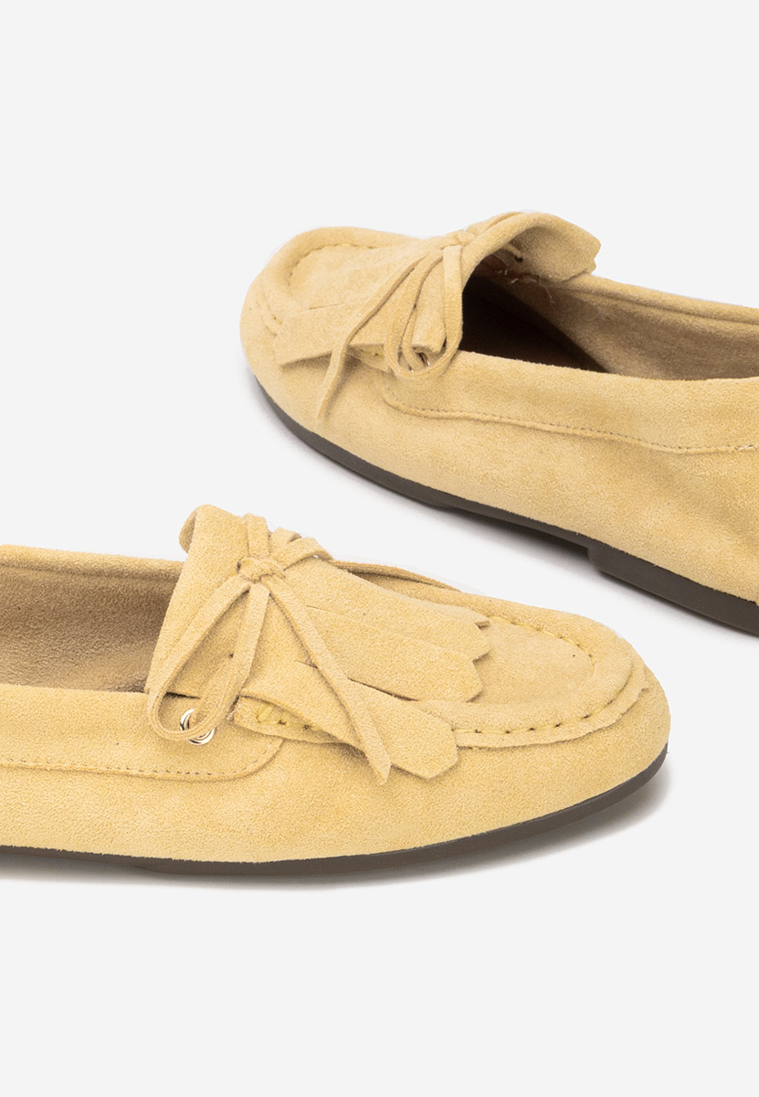 Żółte mokasyny damskie Calistia