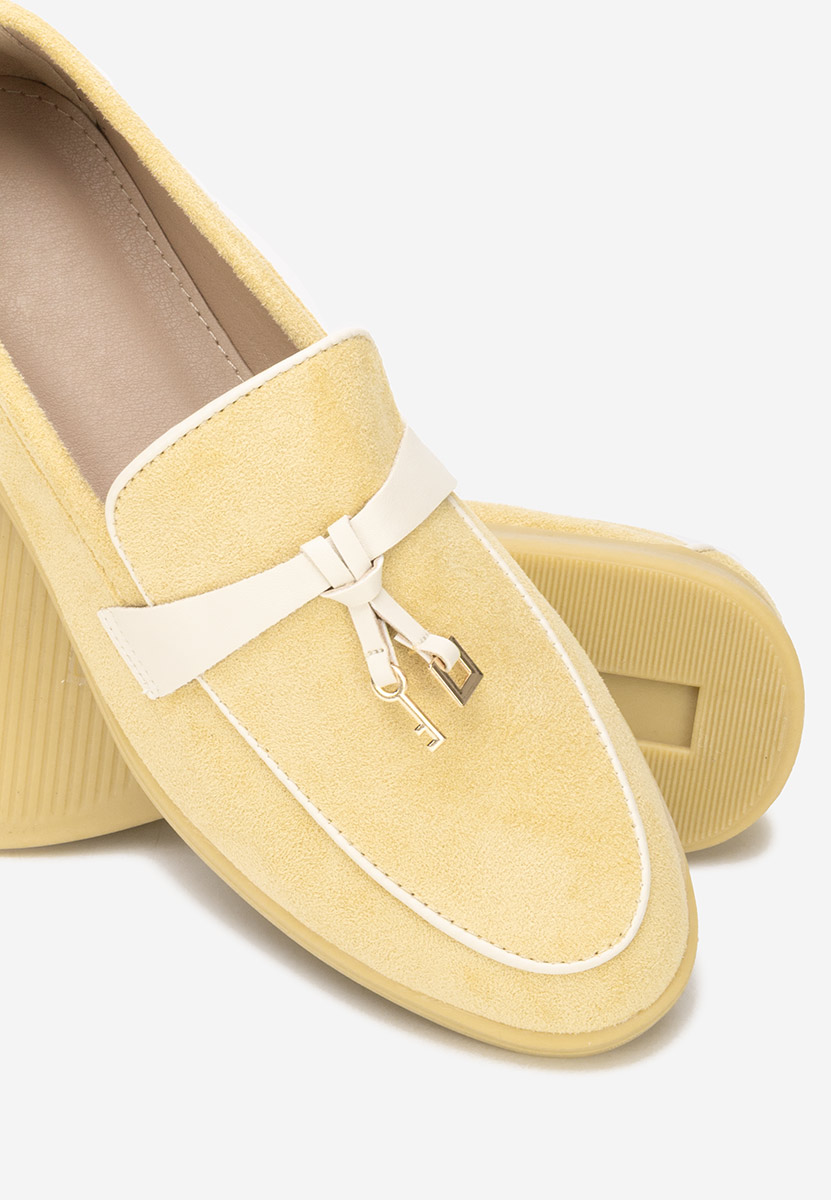 Żółte mokasyny damskie Raquella