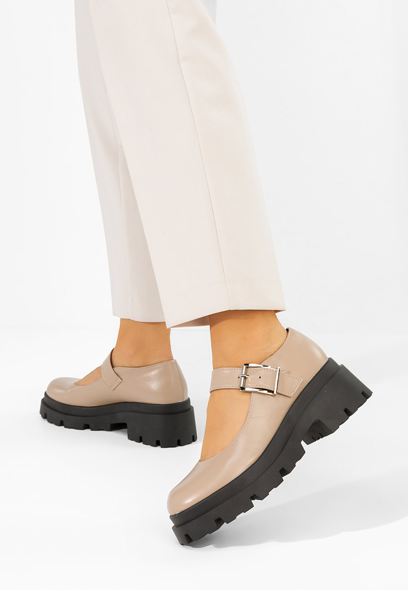 Beżowe czółenka na platformie Masovia