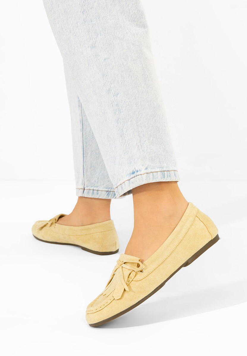 Żółte mokasyny damskie Calistia