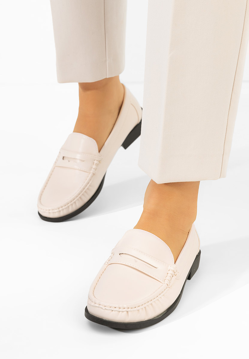 Beżowe mokasyny damskie Matildia