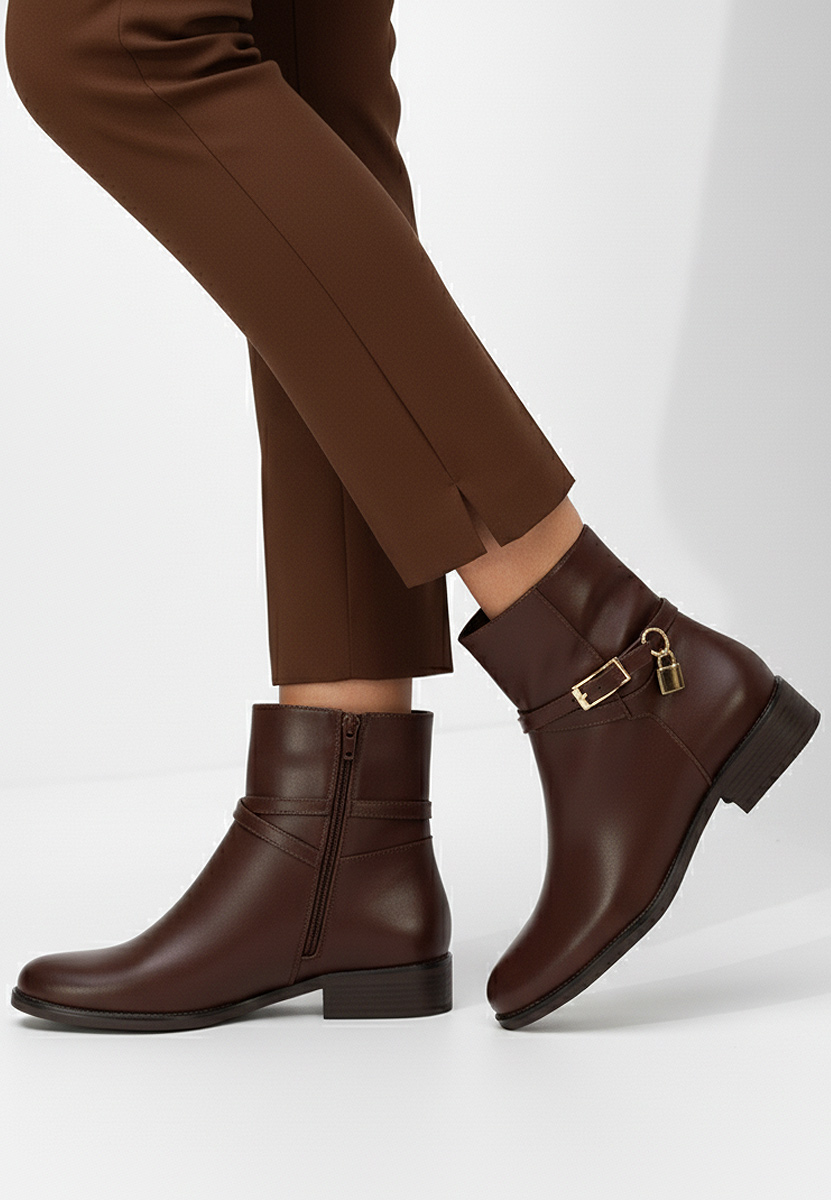 Brązowe botki płaskie Aurisel