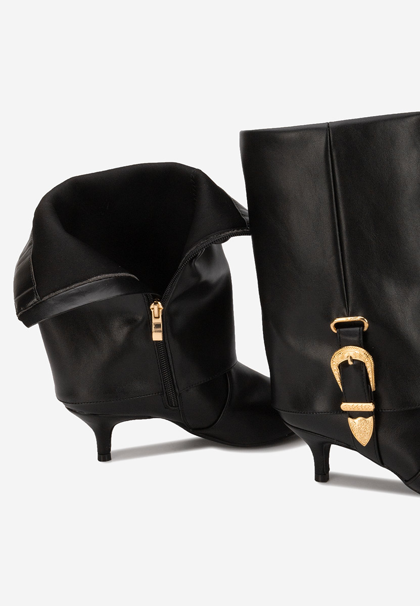 Czarne kozaki na obcasie Arvenia