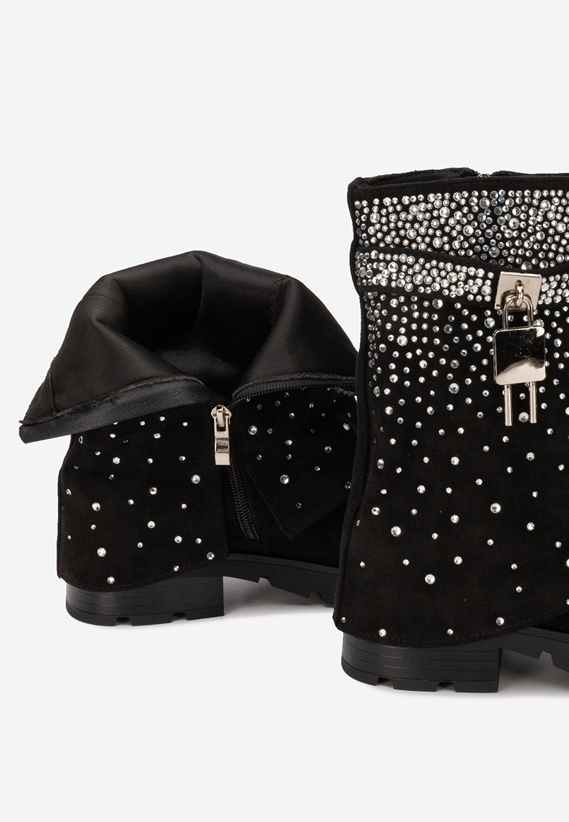 Czarne kozaki damskie Nevira