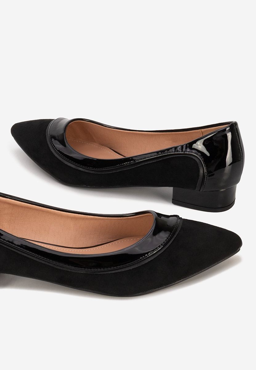 Czarne czółenka na niskim obcasie Casildia