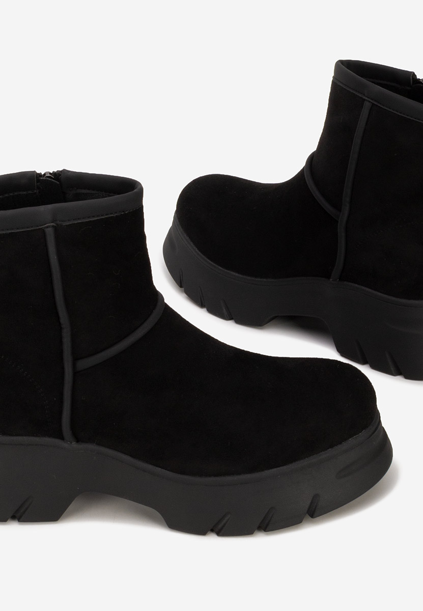 Czarne botki płaskie Geronia