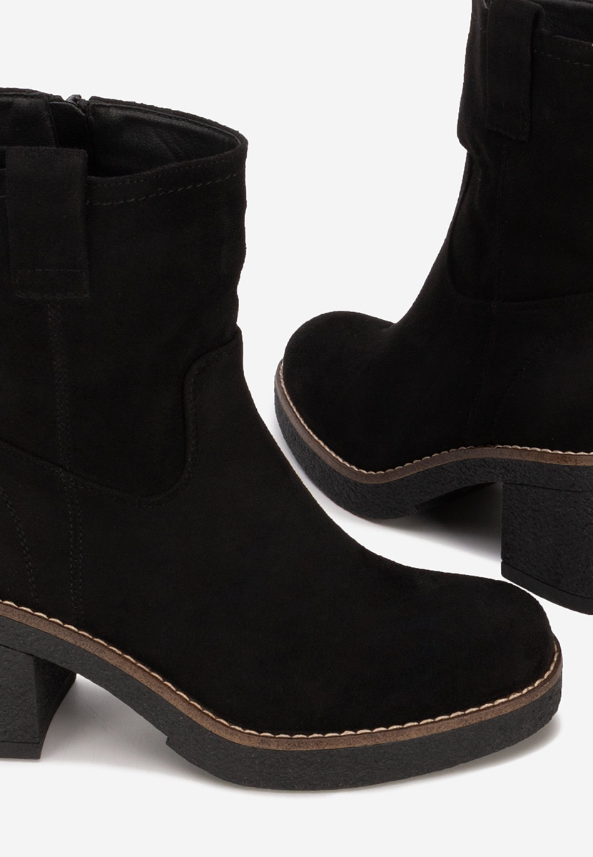 Czarne botki na słupku Livona