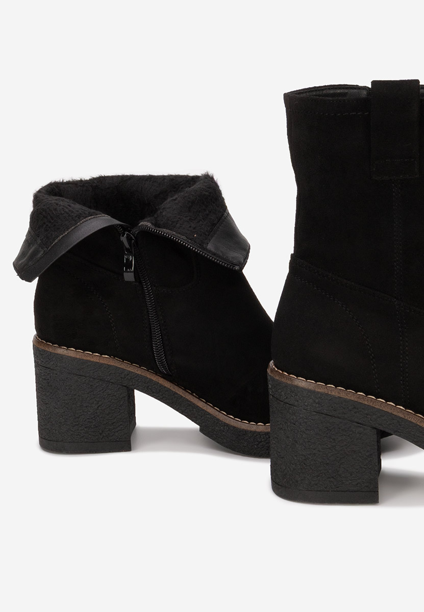 Czarne botki na słupku Livona