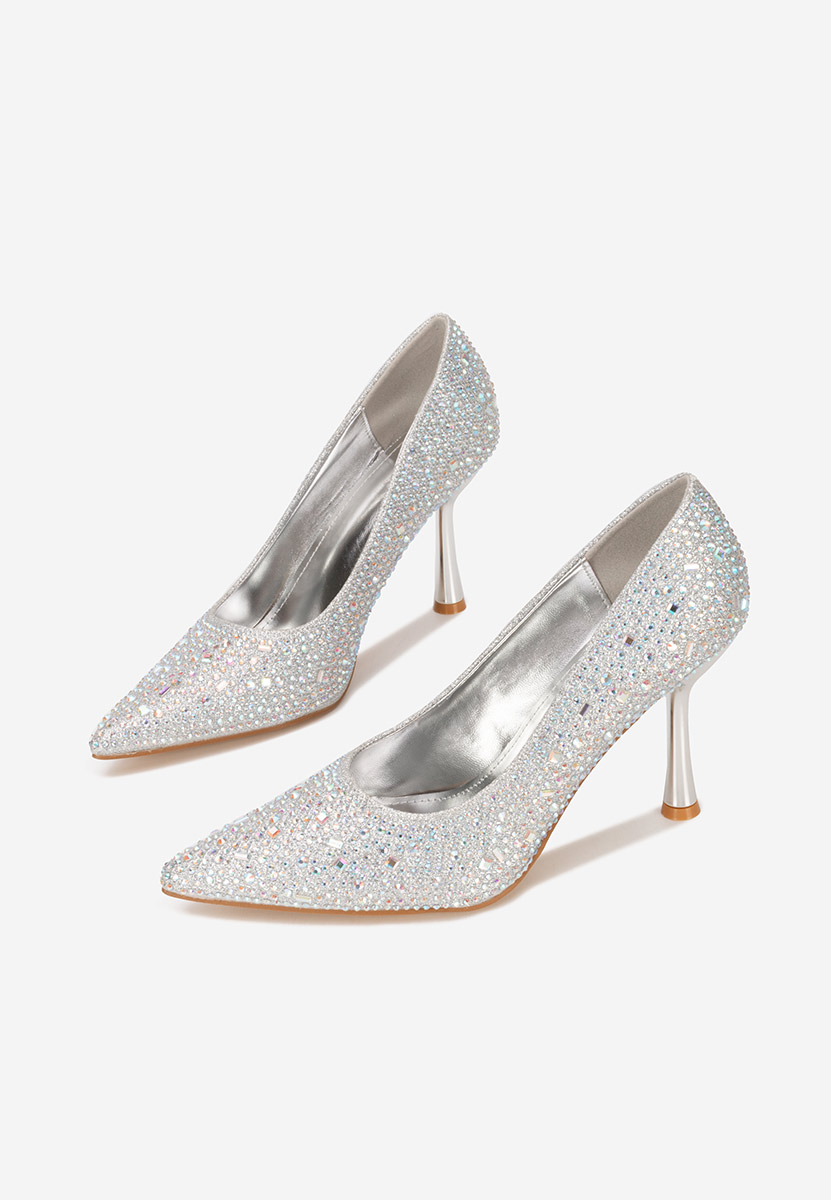 Srebrne czółenka na szpilce Sidionia