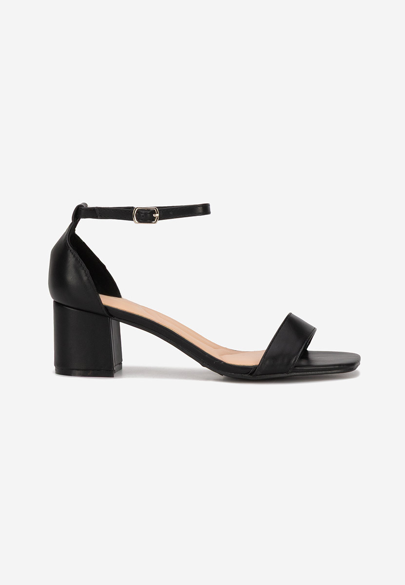 Czarne sandały na słupku Karyssa V2