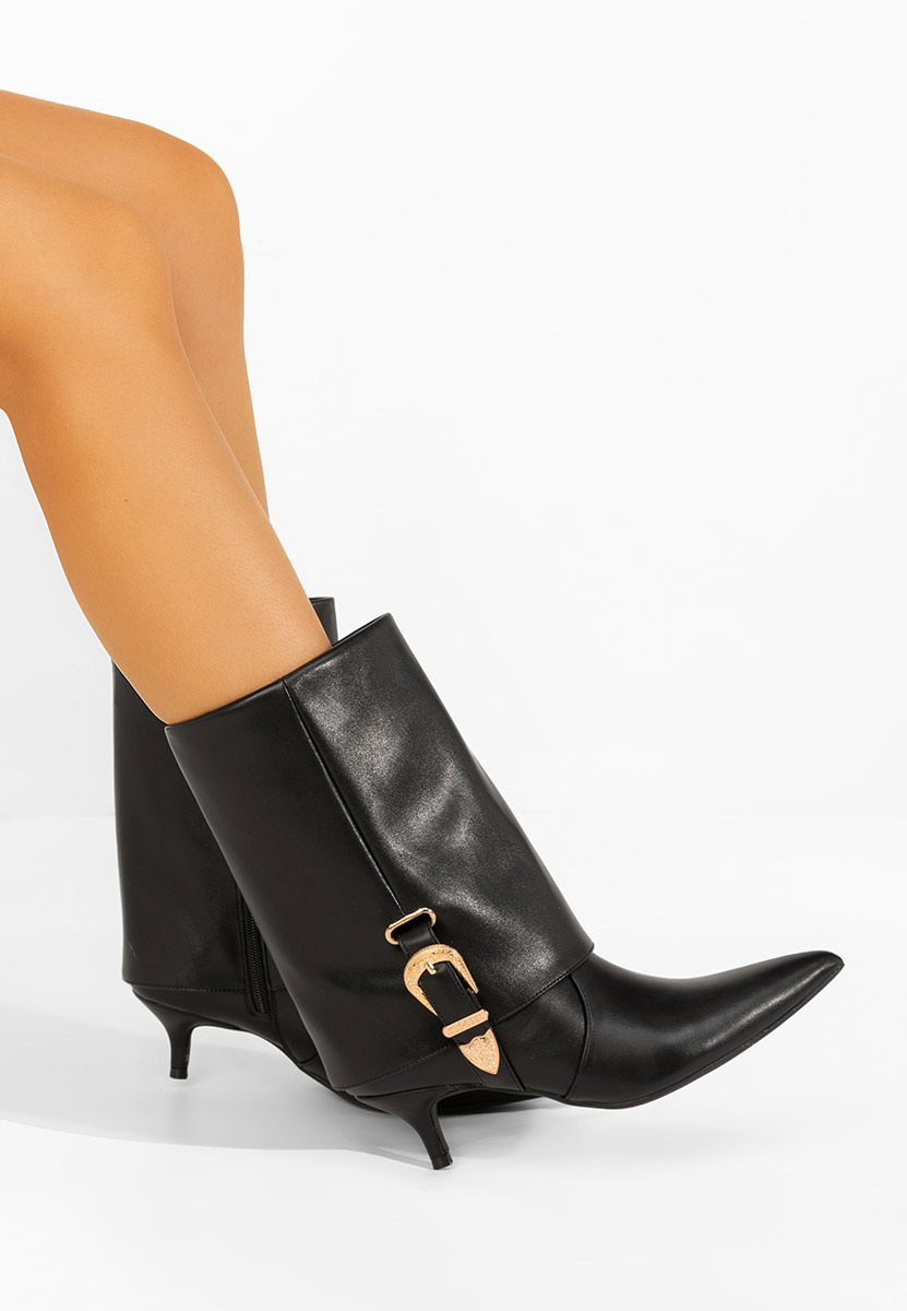 Czarne kozaki na obcasie Arvenia